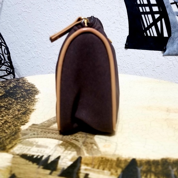 Estee Lauder Make Up Bag🎀 - Picture 2 of 4